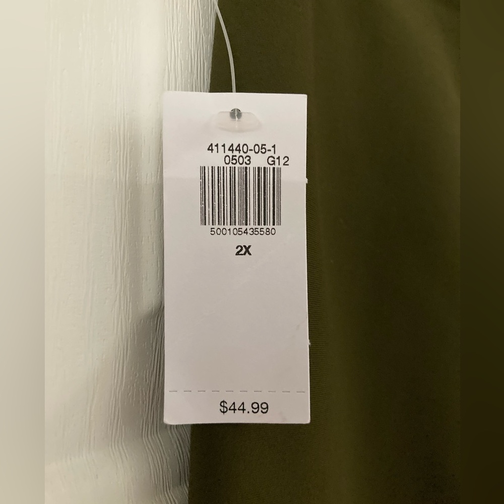 🌟🤩🌟Old Navy Dark Olive Flare Pants - Picture 10 of 10